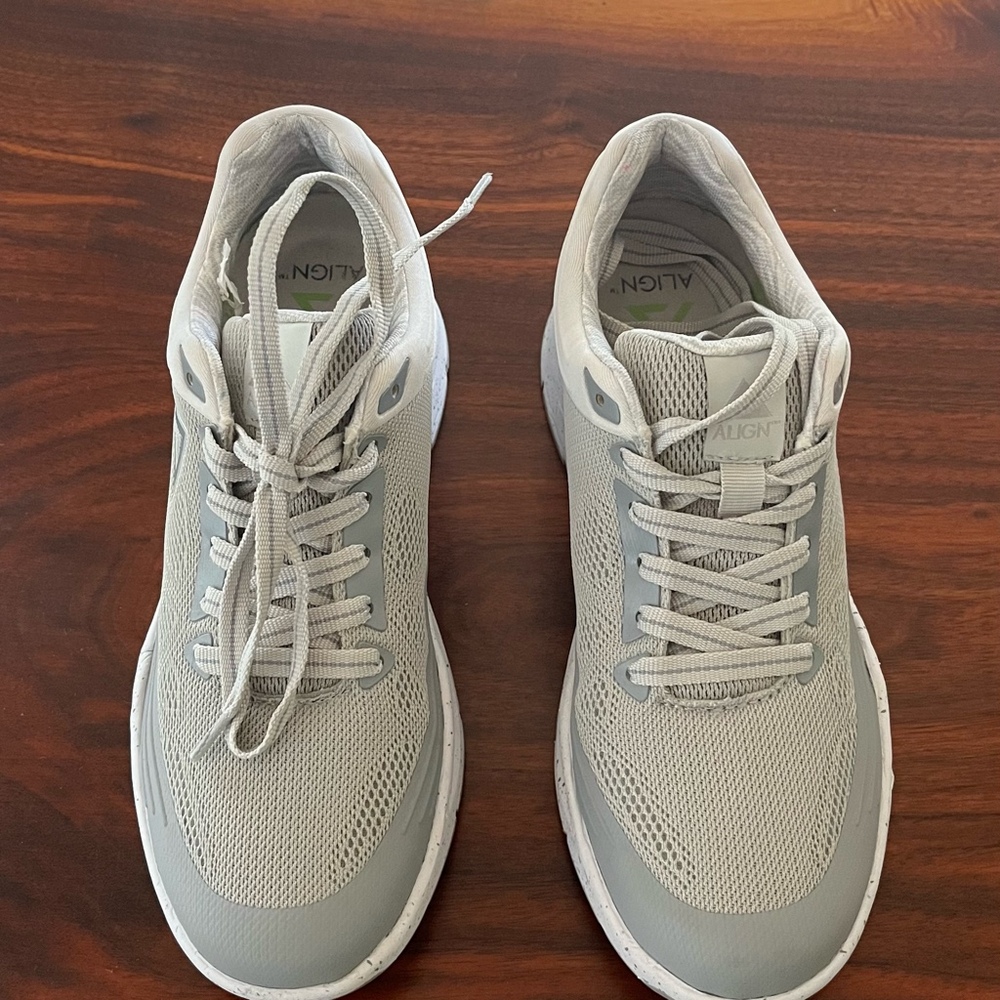 ALIGN Lavoy grey walking shoes size 8